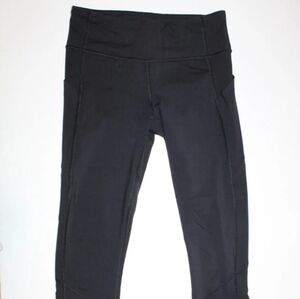 Ω Lululemon Size 6 Pace Rear Zipper x10416 Crop Black Yoga Pant Stretch